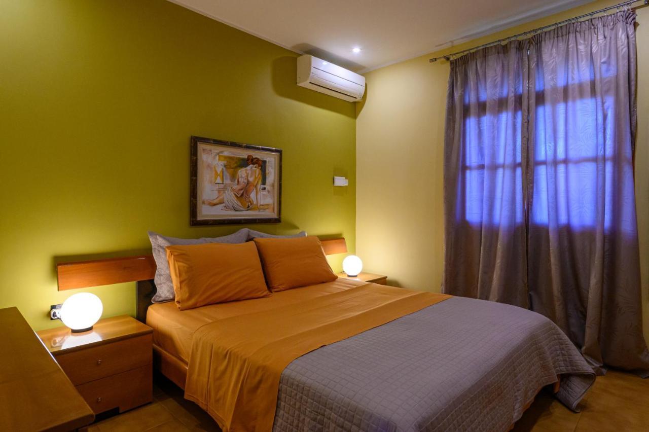 Cozy Small Smart Villa With Private Pool Mikri Mantineia קלמאטה מראה חיצוני תמונה