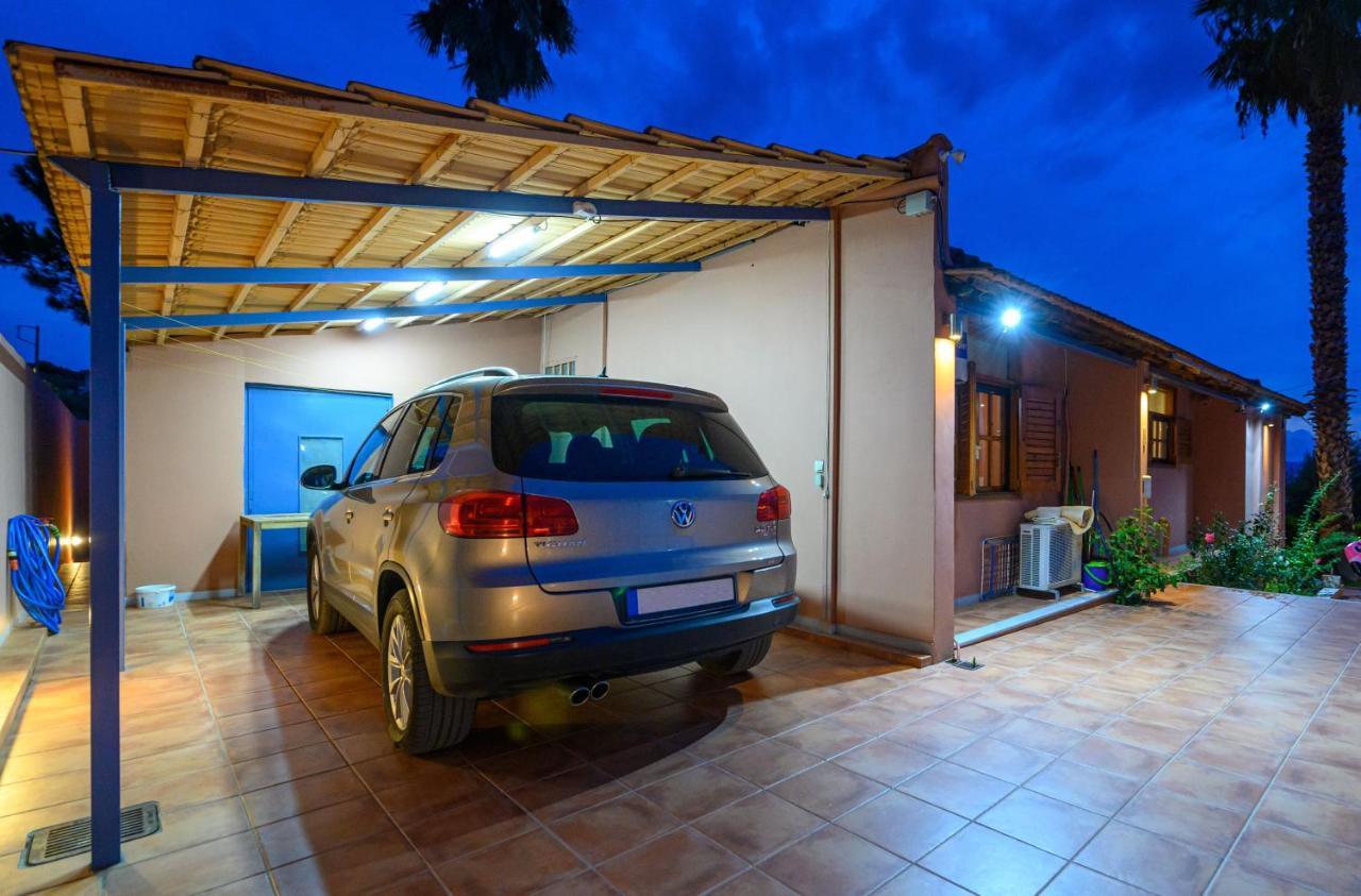 Cozy Small Smart Villa With Private Pool Mikri Mantineia קלמאטה מראה חיצוני תמונה